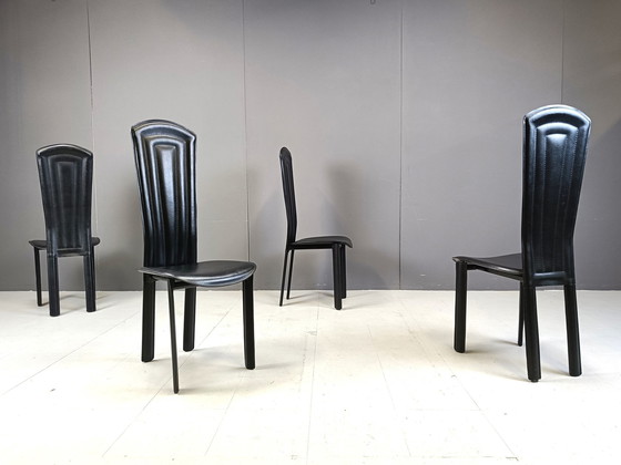 Image 1 of Ensemble de 4 chaises de salle à manger en cuir à haut dossier, 1980S