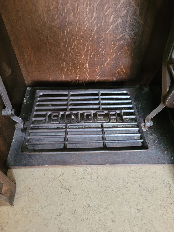 Image 1 of Machine à coudre vintage Singer