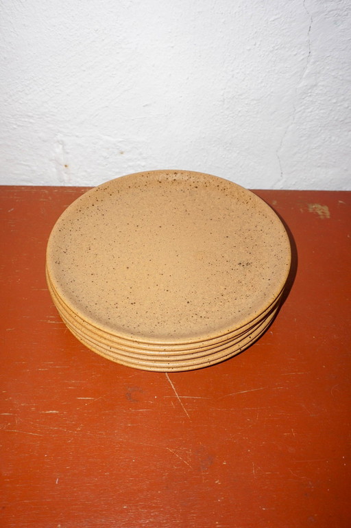 Lot de 6 assiettes plates Grès en faïence claire et mouchetée * Village