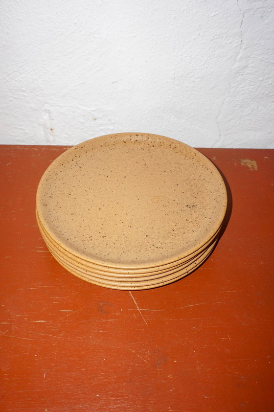 Image 1 of Lot de 6 assiettes plates Grès en faïence claire et mouchetée * Village