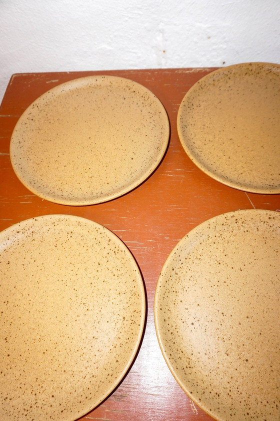 Image 1 of Lot de 6 assiettes plates Grès en faïence claire et mouchetée * Village