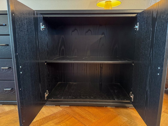 Image 1 of Buffet vintage. Bois massif.