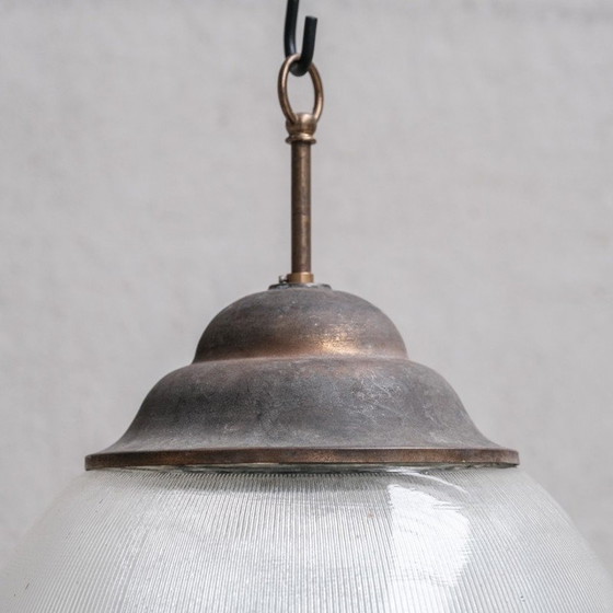 Image 1 of Lampe suspendue vintage en verre et laiton, France 1950