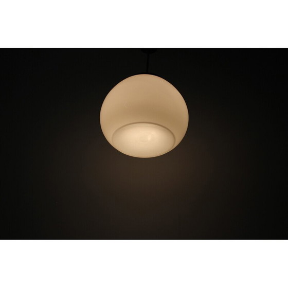 Image 1 of Lampe suspendue vintage en verre et métal pour Napako, Tchécoslovaquie 1960