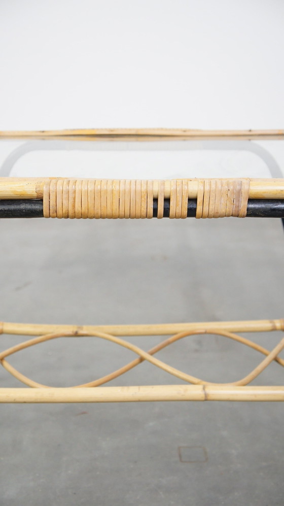 Image 1 of Table basse vintage en rotin avec plateau en verre