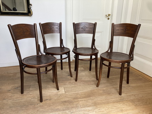 4X Chaises Thonet No 124 en bois courbé Art Nouveau par J. Kohn