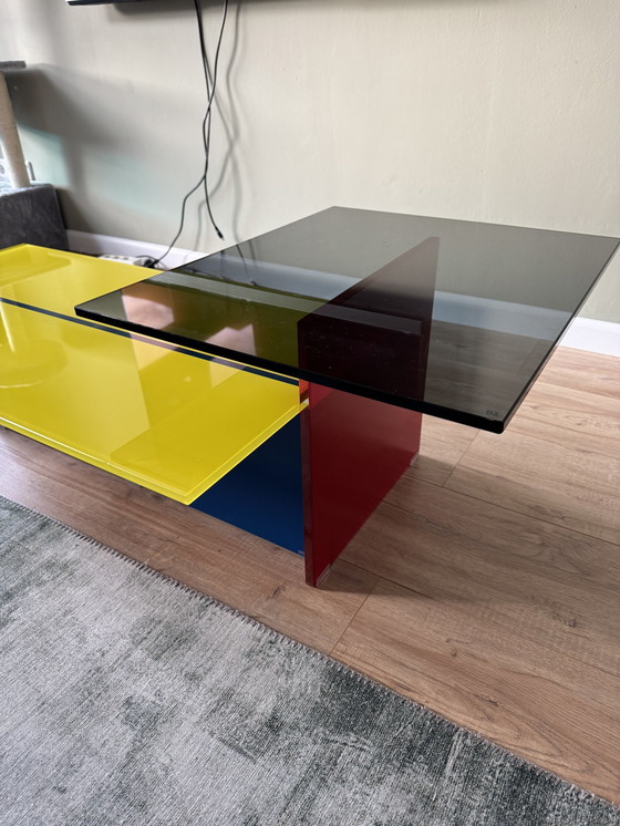 Image 1 of Table basse design en verre Helderr