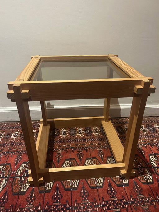 Table Basse Brutaliste en Bois et Verre Fumé