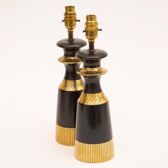 Image 1 of Paire de lampes de table noires vintage avec design doré de Crown Devon Memphis Range