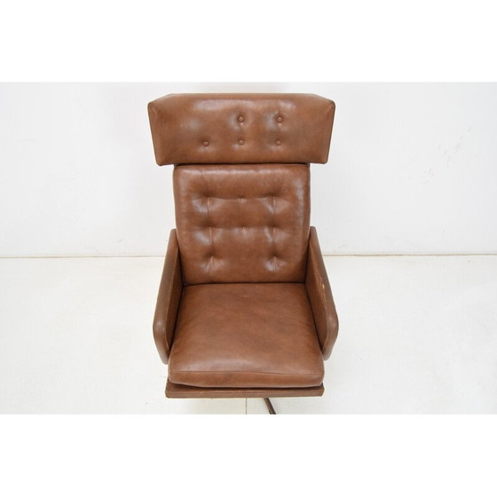 Image 1 of Fauteuil rotatif en simili-cuir, Mid Century, Tchécoslovaquie, années 1960
