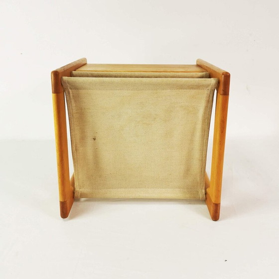 Image 1 of Table vintage avec porte-journaux en bois de hêtre et lin naturel, Danemark 1970