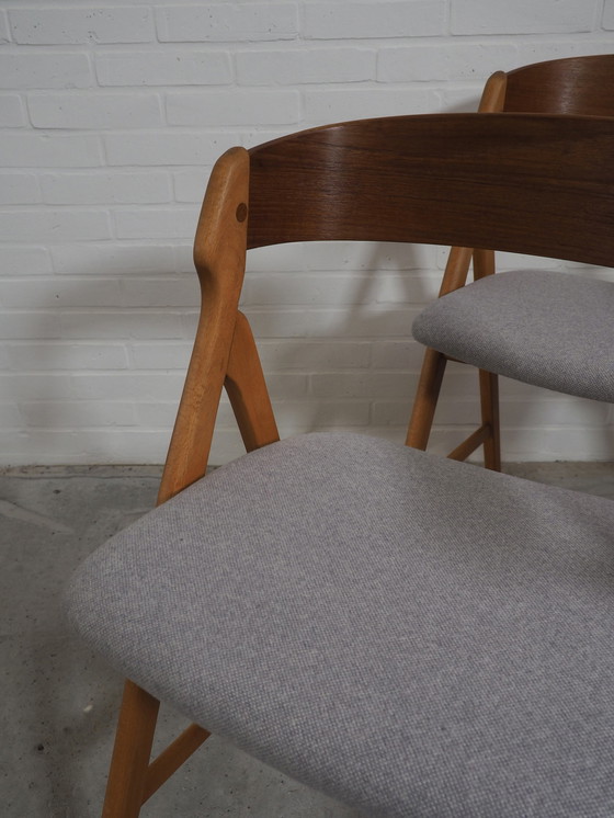 Image 1 of 4x chaises de salle à manger Henning Kjærnulf Modèle 71