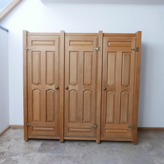 Image 1 of Armoire vintage en chêne par Guillerme et Chambron, France 1960