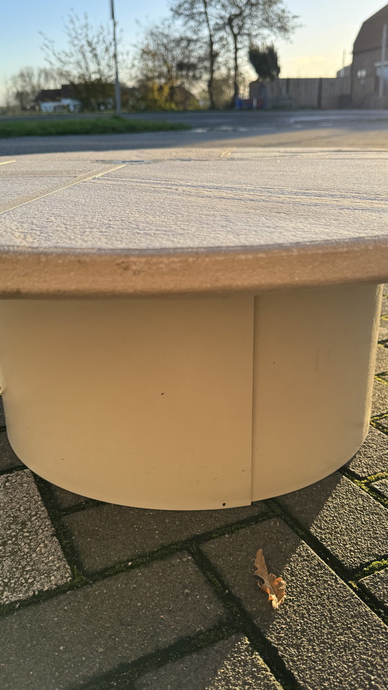 Image 1 of Paul Kingma Table basse beige