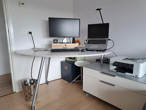 Ligne Roset Desk With Linked Chest of Drawers (Bureau avec commode reliée)