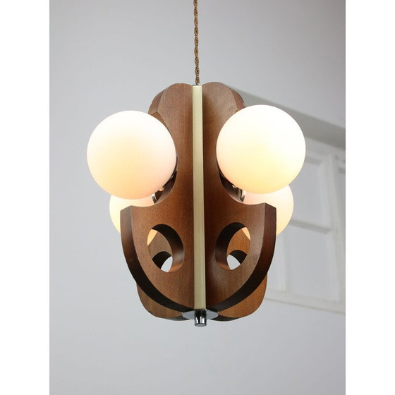 Image 1 of Lustre vintage en acier chromé et verre opalin, 1960