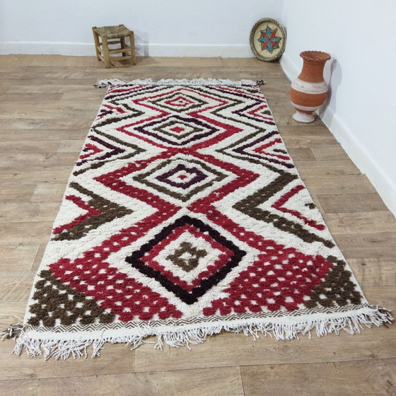 Image 1 of Tapis de laine berbère fait main en plusieurs couleurs