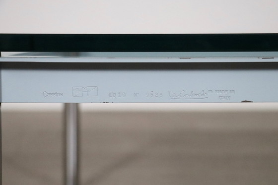 Image 1 of Table basse Cassina Lc10 par Le Corbusier, Italie 1980S