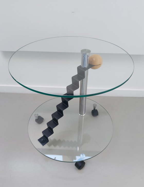 Image 1 of Table d'appoint postmoderne 1980