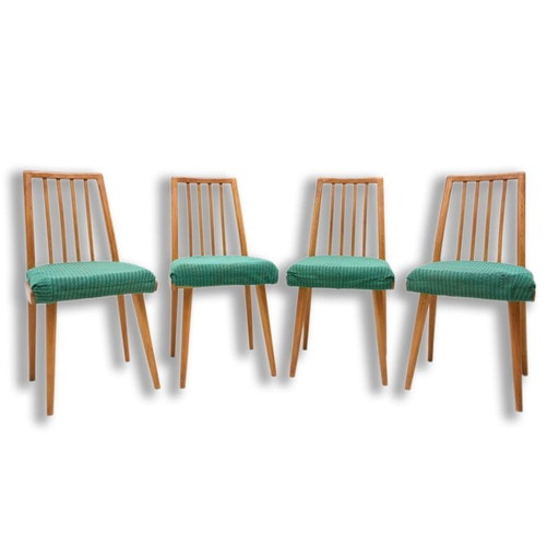 Ensemble de 4 chaises de salle à manger en hêtre du milieu du siècle, Tchécoslovaquie années 1960