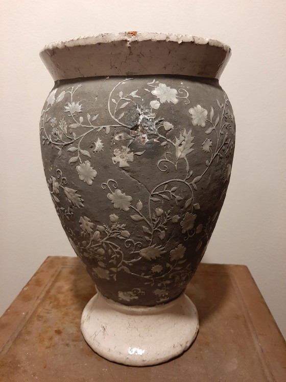 Image 1 of Ancien vase à fleurs en terre cuite