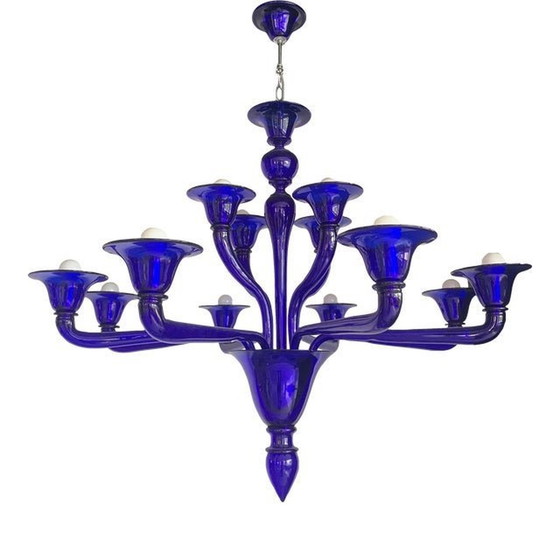 Image 1 of Lustre contemporain en verre attribué de Murano bleu