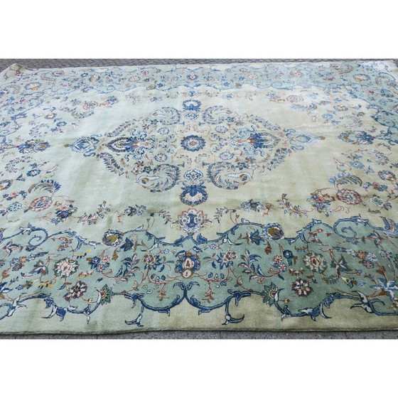Image 1 of Tapis Kashan pistache clair du Mid Century