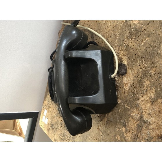 Image 1 of Téléphone vintage en bakélite noire, Allemagne
