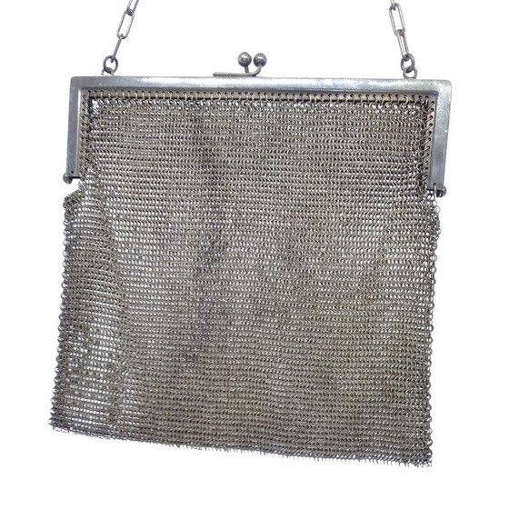 Image 1 of Pochette vintage en métal argenté, France 1920