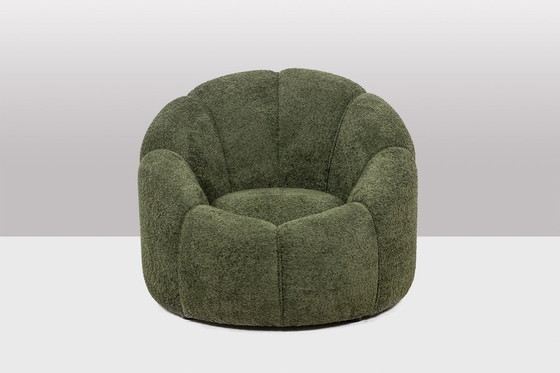 Image 1 of Paire De Fauteuils En Tissu À Bouclettes. Contemporain.