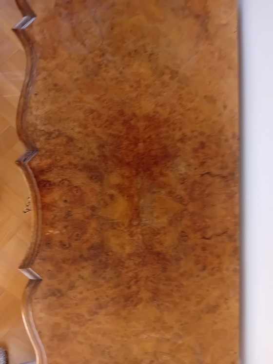 Image 1 of Buffet ancien en noyer, 3 tiroirs
