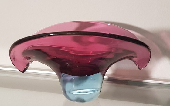 Image 1 of Vase en verre de Murano rose et bleu de Sommerso, 1950S