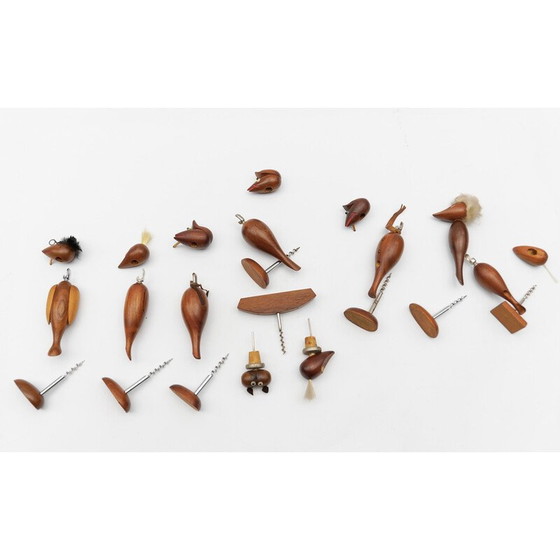 Image 1 of Ensemble de 8 tire-bouchons vintage en bois, 1960