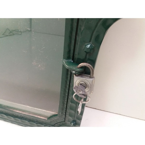 Image 1 of Vitrine vintage en fonte, Tchécoslovaquie 1920