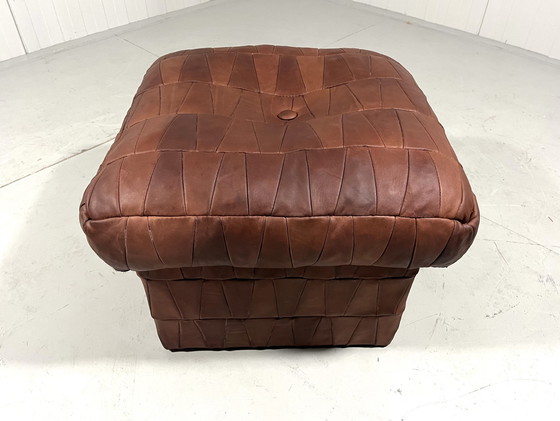 Image 1 of Pouf en cuir patchwork avec rangement 1970's