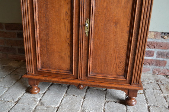 Image 1 of Buffet Art Déco en chêne ancien.