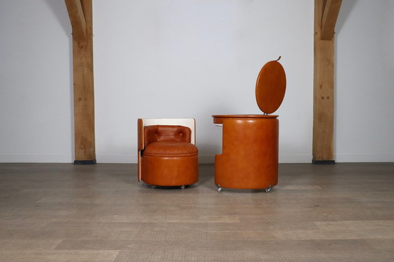 Image 1 of Meuble-lavabo Dilly Dally en cognac par Luigi Massoni pour Poltrona Frau, Italie 1968