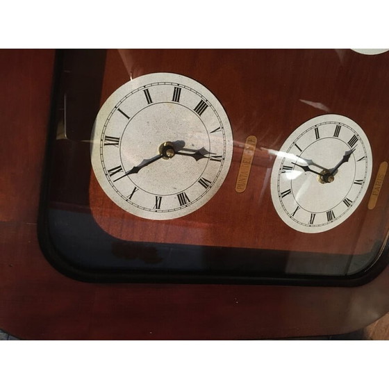 Image 1 of Horloge fuseau horaire vintage en merisier massif "Félix Monge