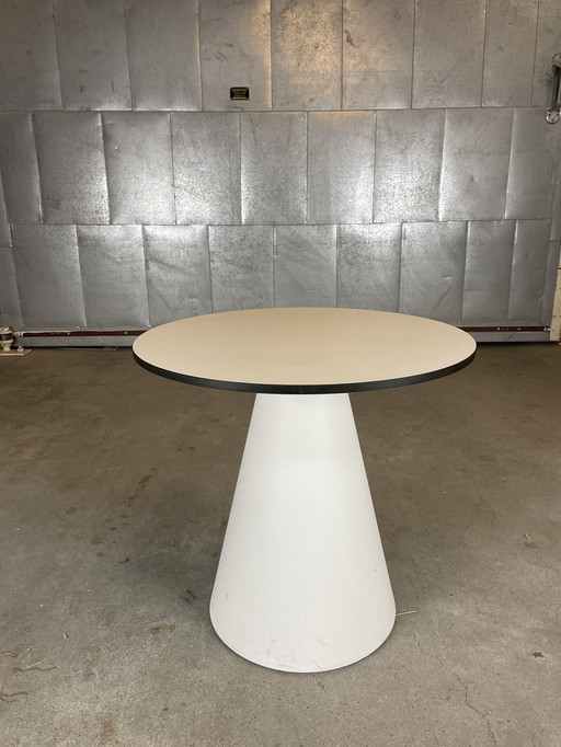 Table basse Pedrali Ikon