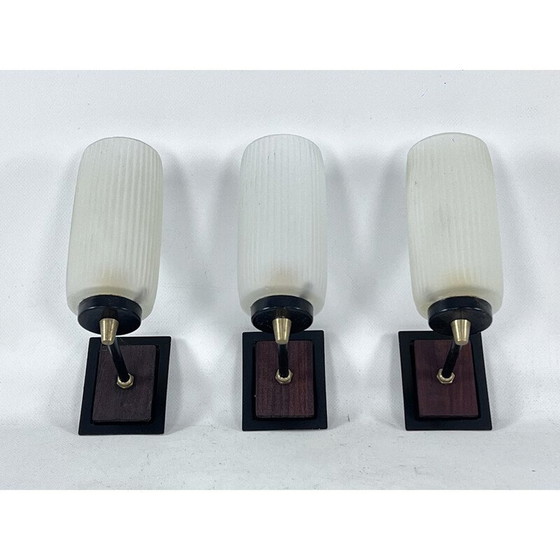 Image 1 of Ensemble de 3 lampes murales vintage en verre, laiton, laque et bois, Italie 1950