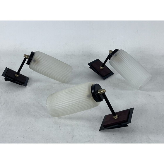 Image 1 of Ensemble de 3 lampes murales vintage en verre, laiton, laque et bois, Italie 1950