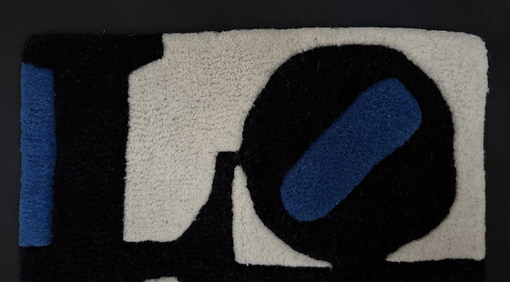 Image 1 of Robert Indiana : "Love (Stonian)". Tapis.