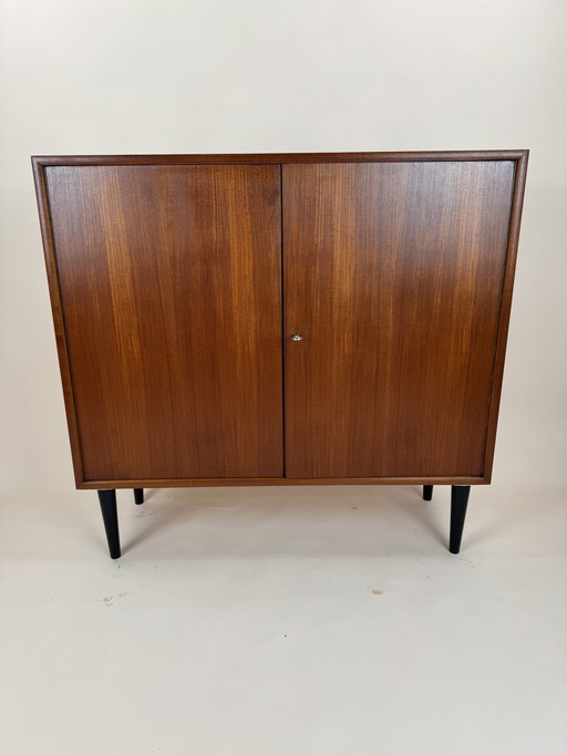  Armoire en teck du Mid Century - étroite et verrouillable