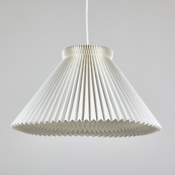 Image 1 of Lampe suspendue vintage modèle 1-27 en feuille de plastique par Tage Klint pour Le Klint, 1940