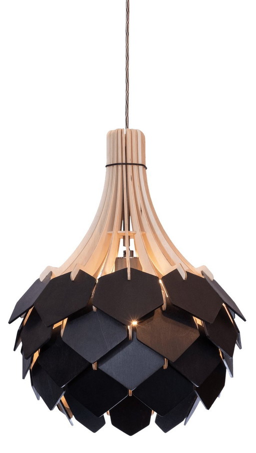 Lampe pendante en bois bicolore fabriquée en Italie par Ulap Design