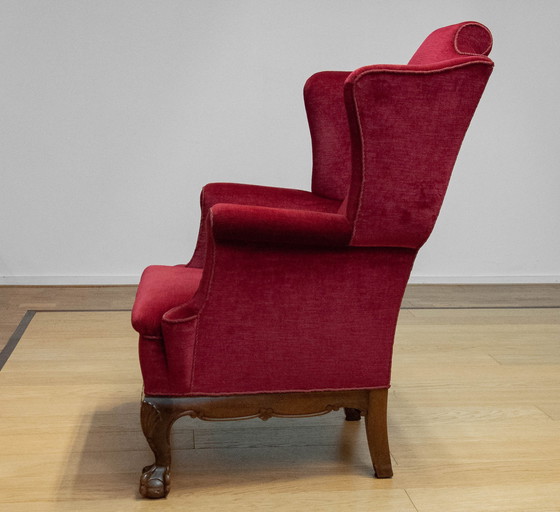 Image 1 of Fauteuil à oreilles rouges