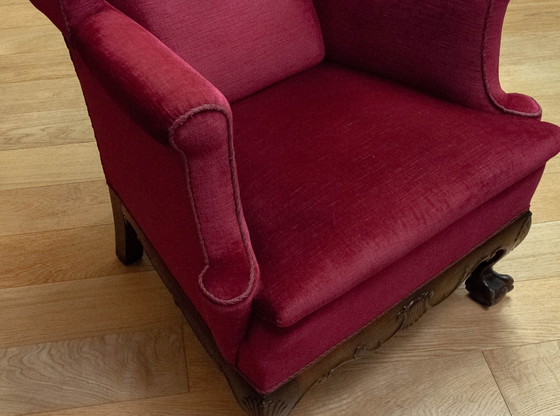 Image 1 of Fauteuil à oreilles rouges