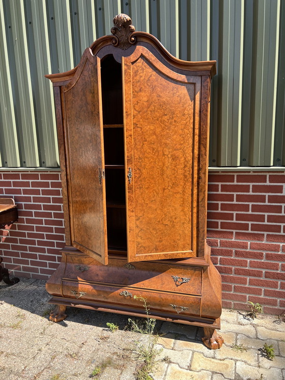 Image 1 of Armoire à panse baroque