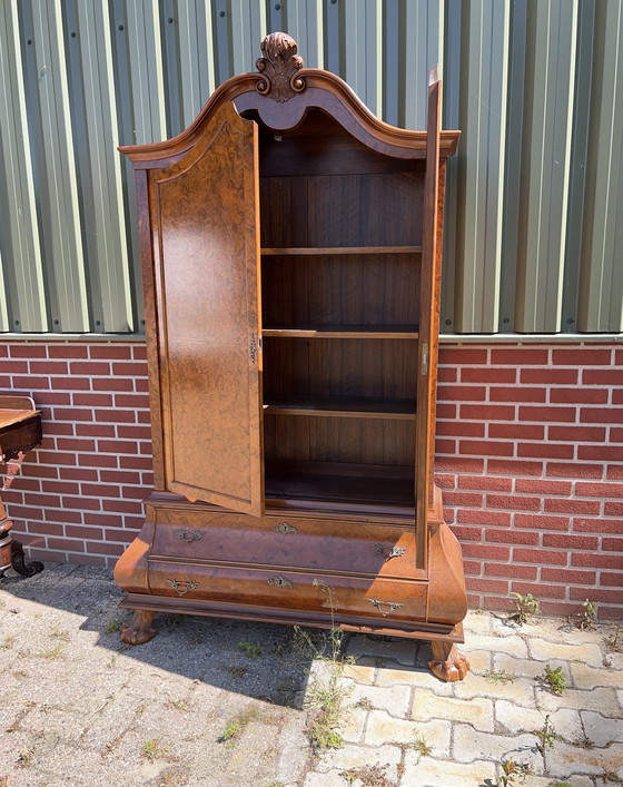 Image 1 of Armoire à panse baroque