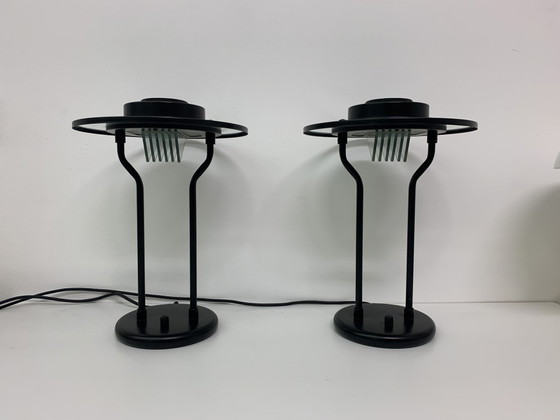 Ensemble de 2 lampes de table post-modernes minimalistes, 1980's – Metal, Glass, Vintage (photo 9 of 19)